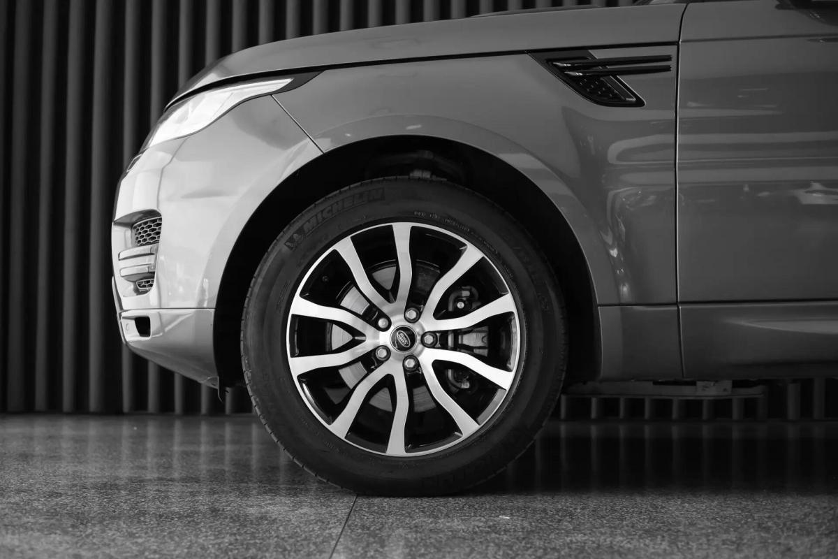 land-rover-range-rover-sport-2017-diesel-1999cc