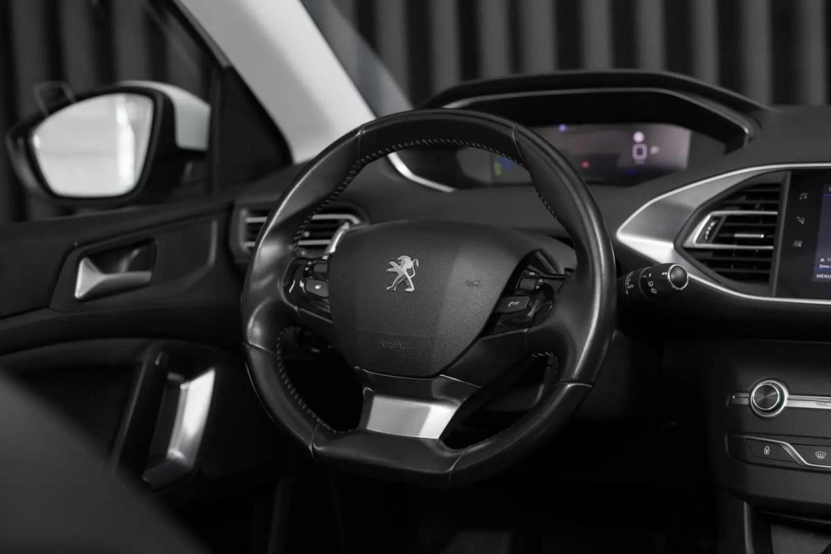 peugeot-308-sw-2020-diesel-1499cc