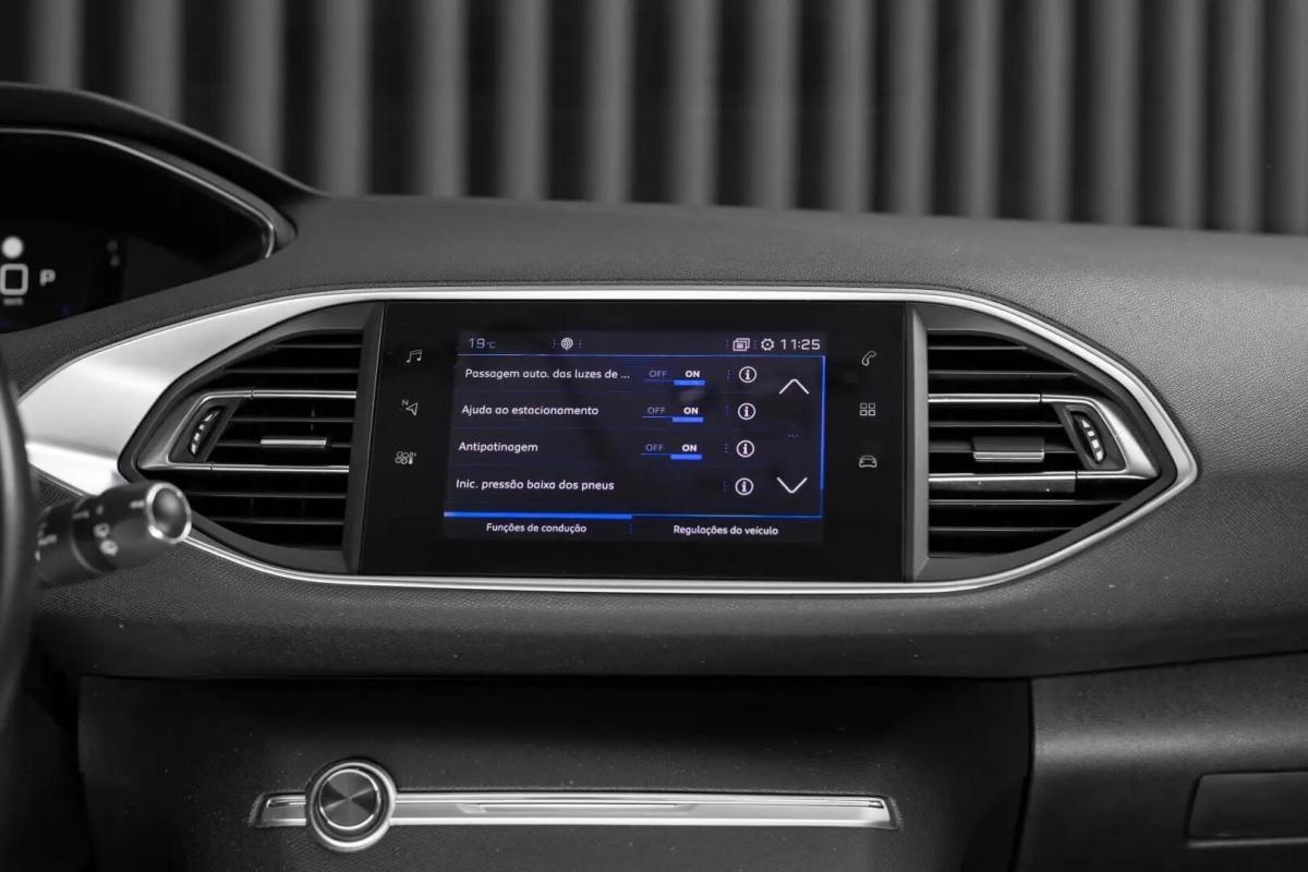 peugeot-308-sw-2020-diesel-1499cc