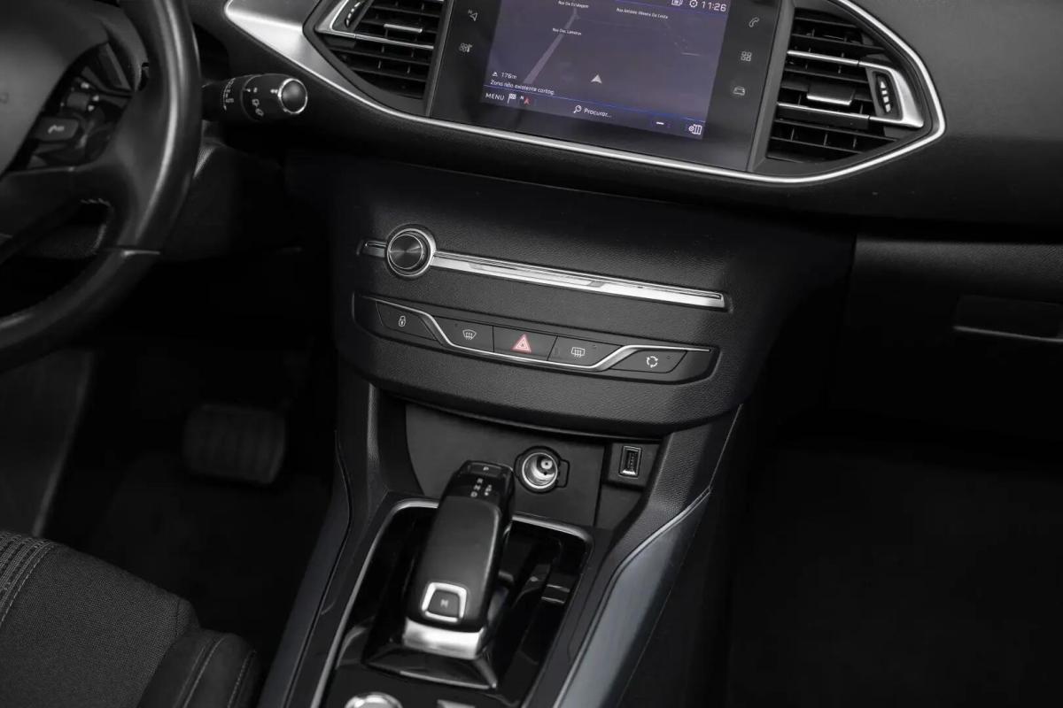 peugeot-308-sw-2020-diesel-1499cc