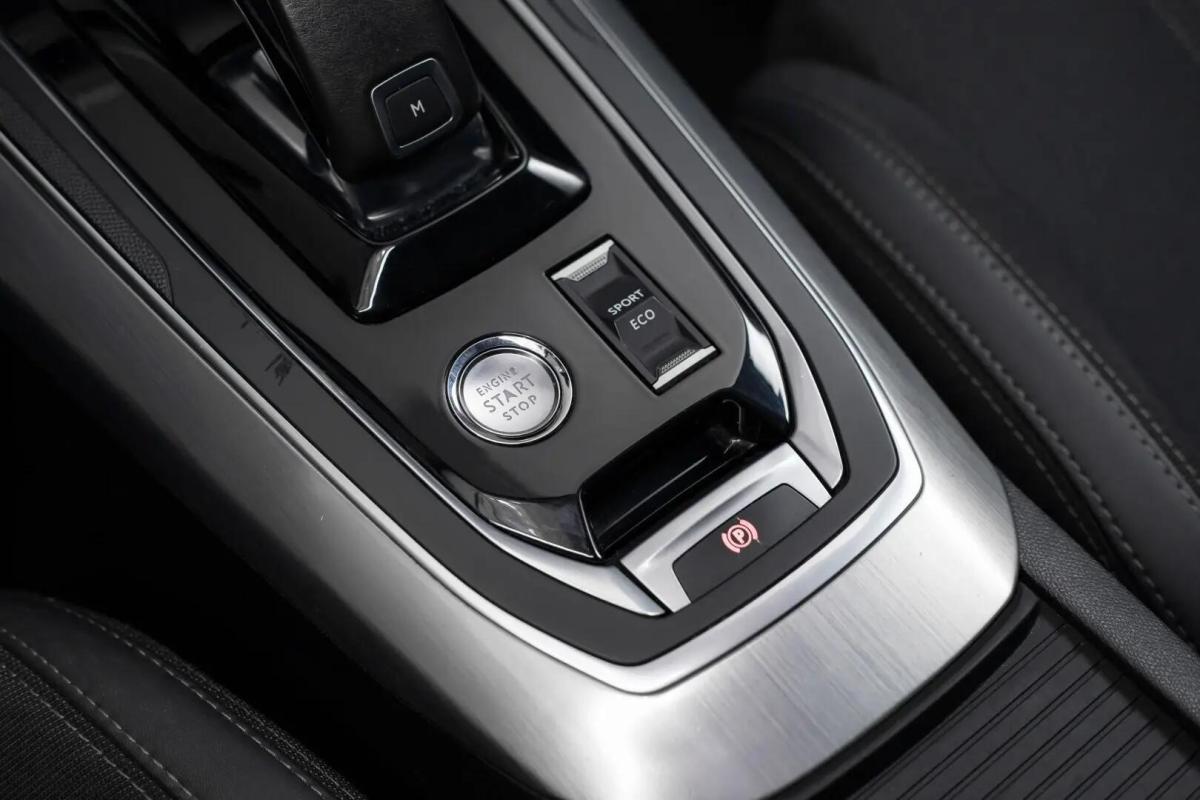peugeot-308-sw-2020-diesel-1499cc