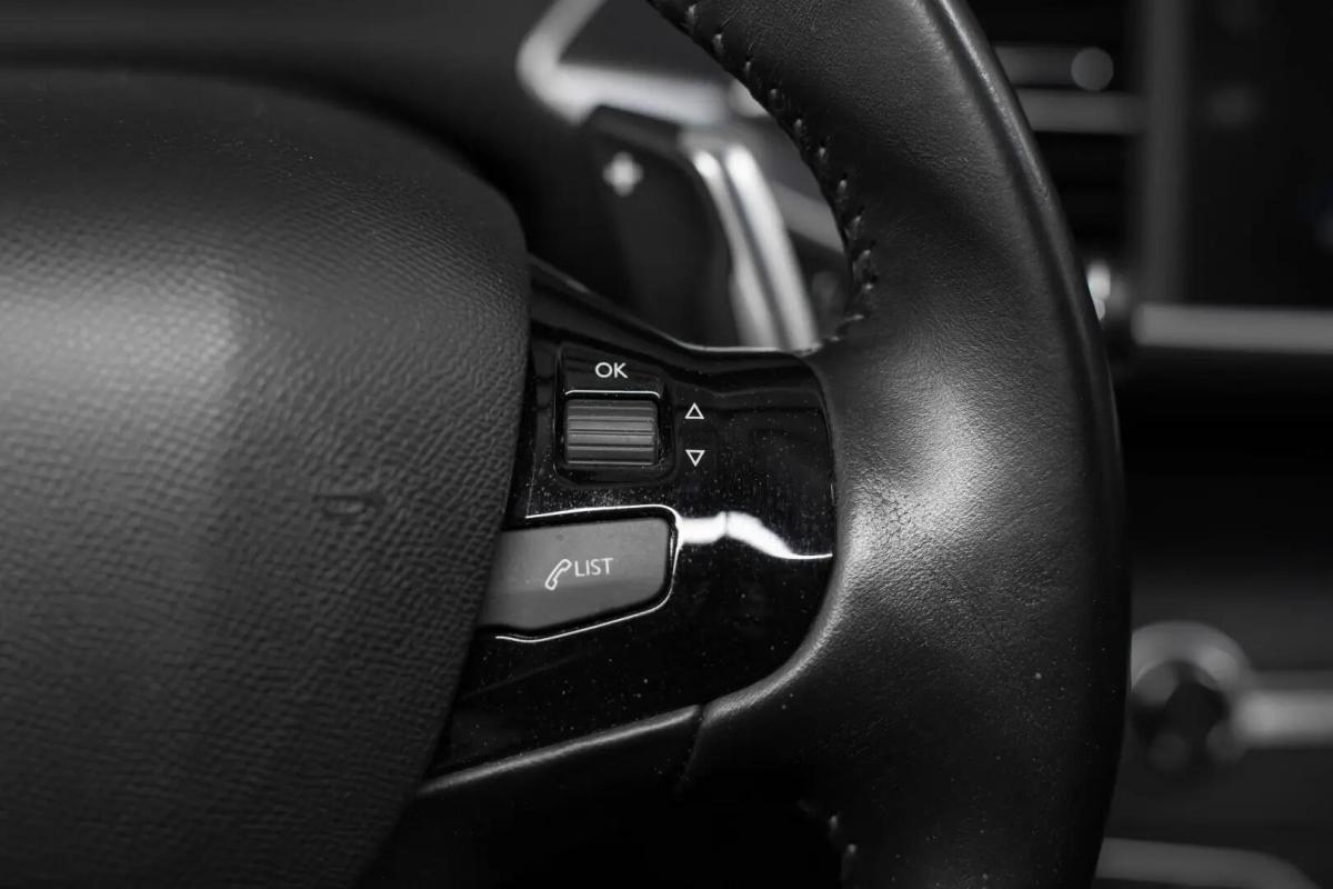 peugeot-308-sw-2020-diesel-1499cc