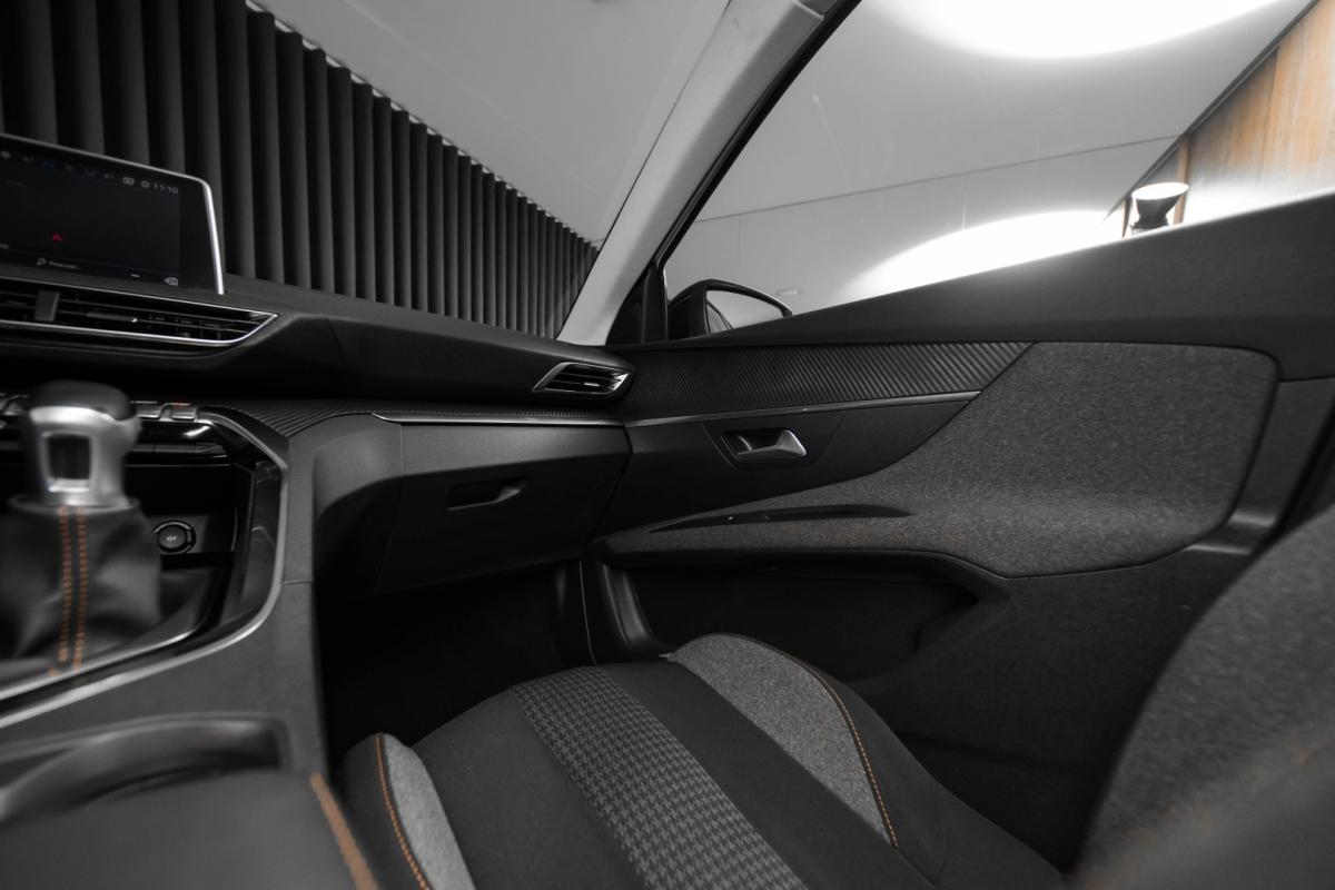 peugeot-3008-2018-diesel-1560cc