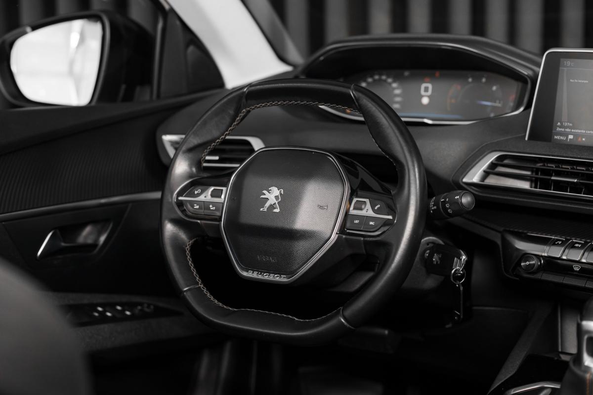 peugeot-3008-2018-diesel-1560cc