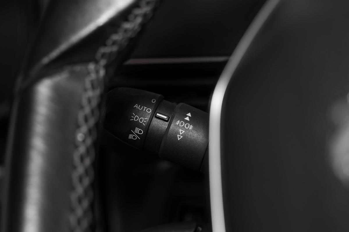 peugeot-3008-2018-diesel-1560cc