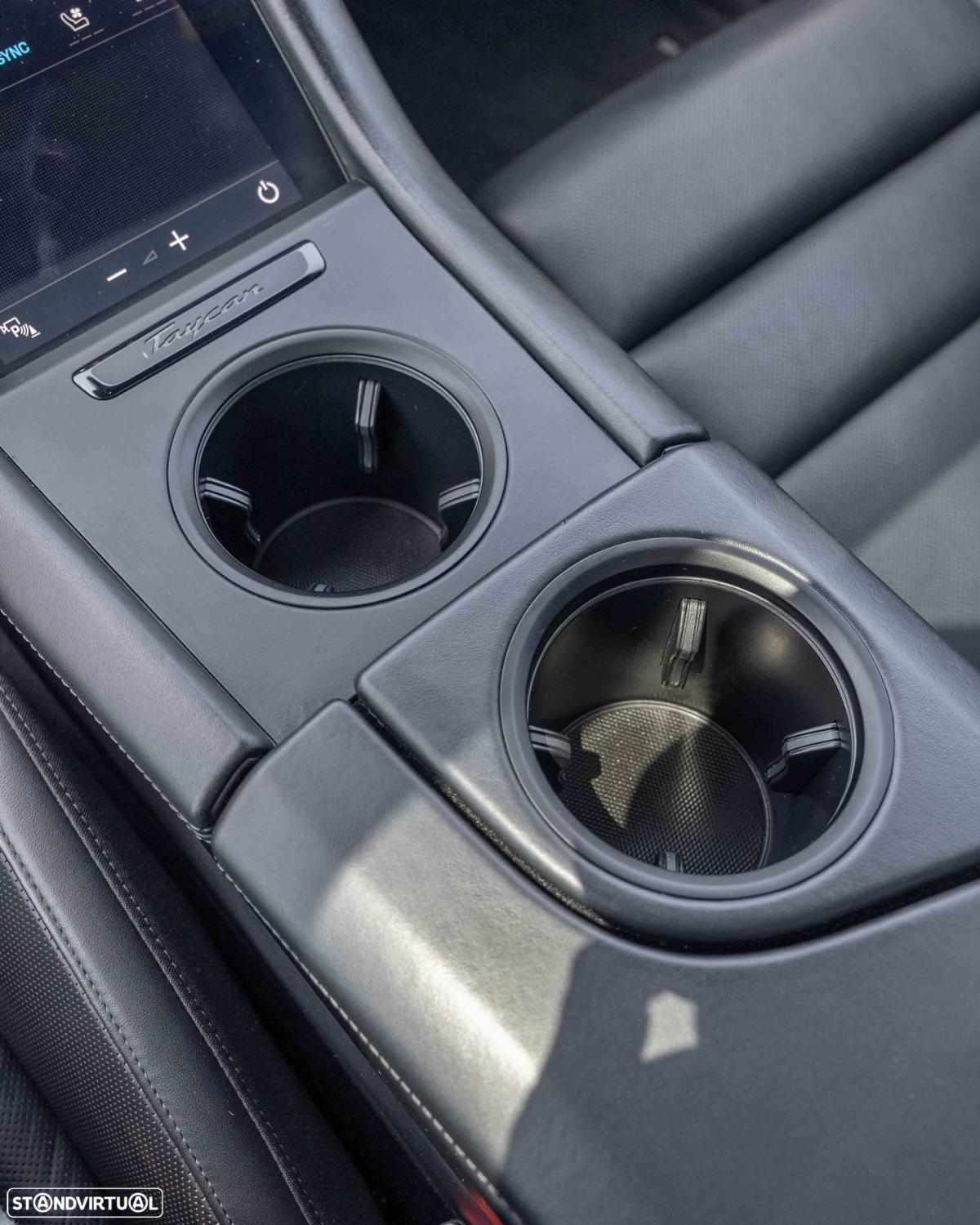 porsche-taycan-turbo-2021-eletrico