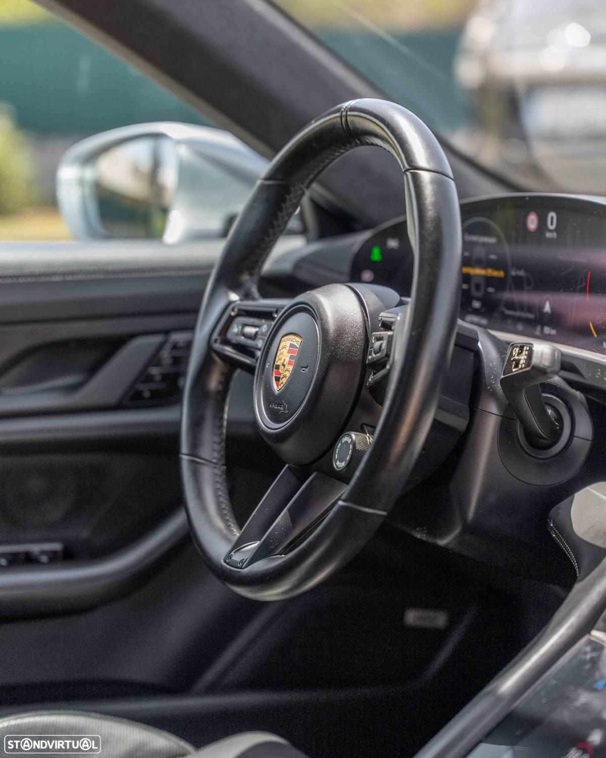 porsche-taycan-turbo-2021-eletrico
