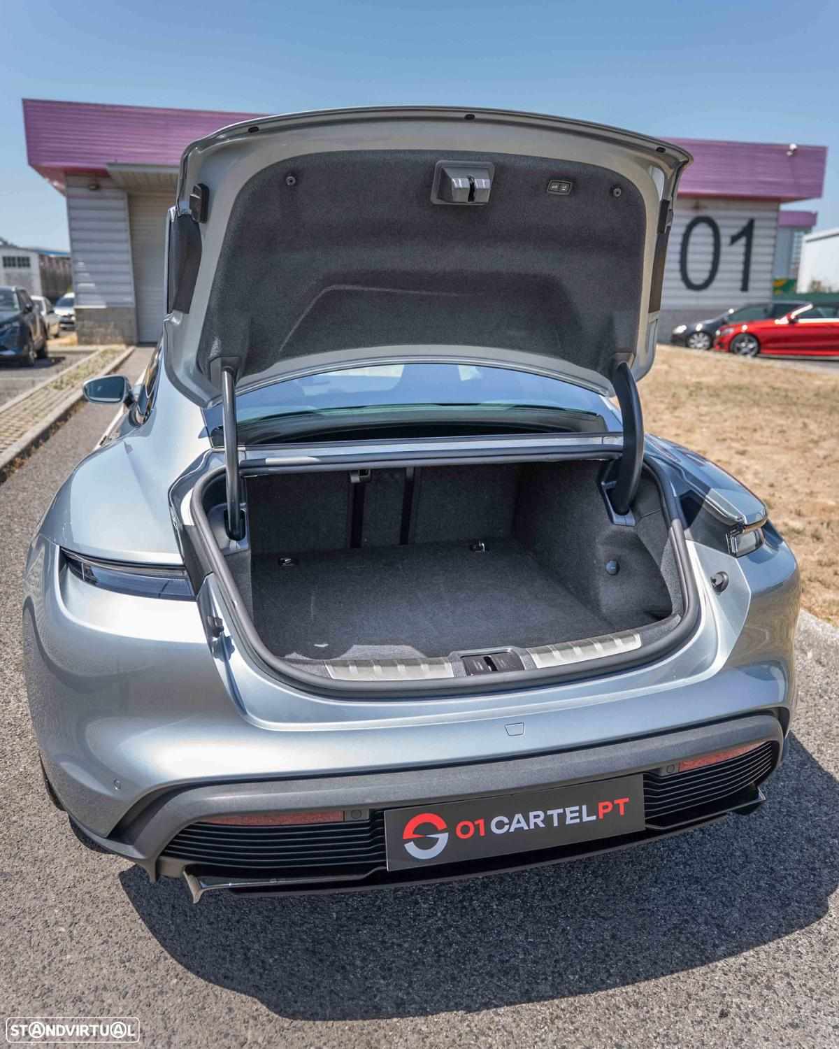 porsche-taycan-turbo-2021-eletrico