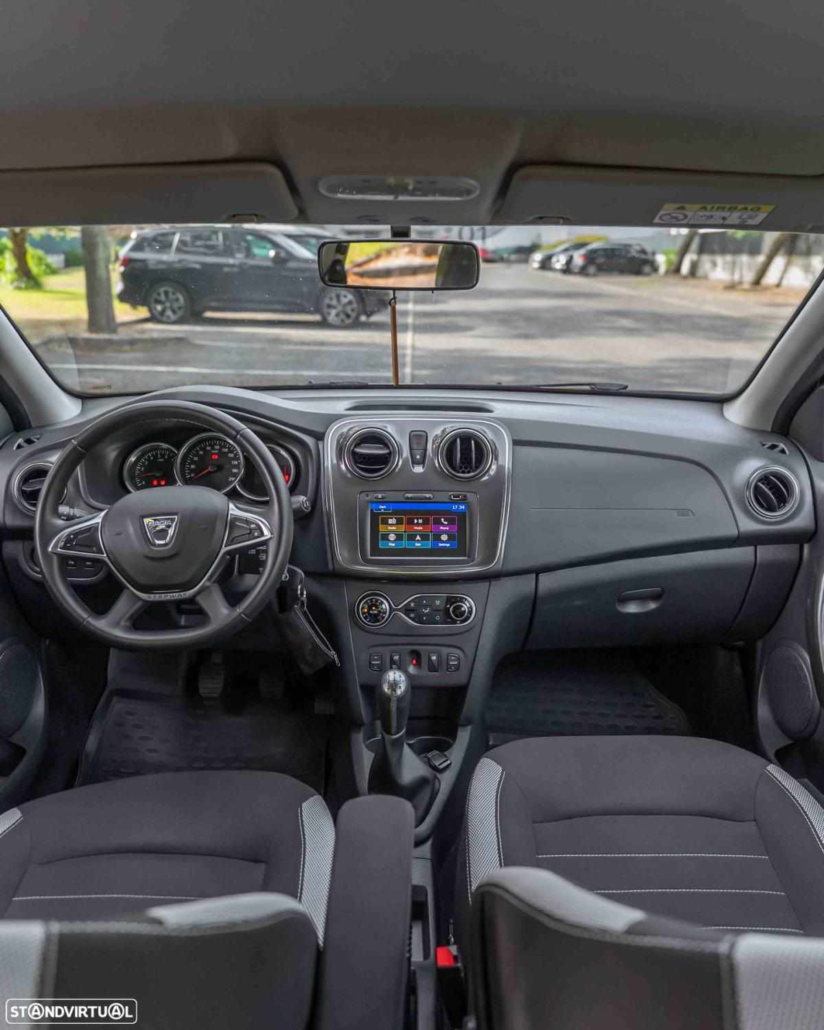 dacia-sandero-0-9-tce-2020-gasolina-898cc
