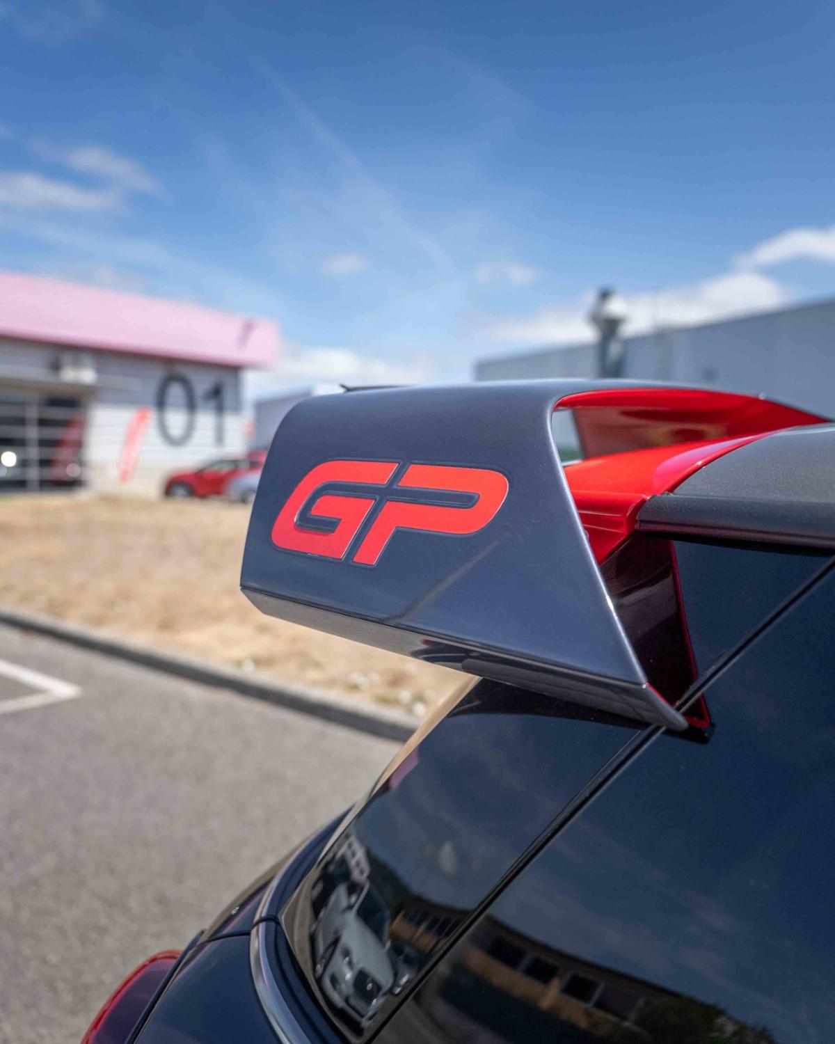 mini-hatch-gp-2020-gasolina-1998cc