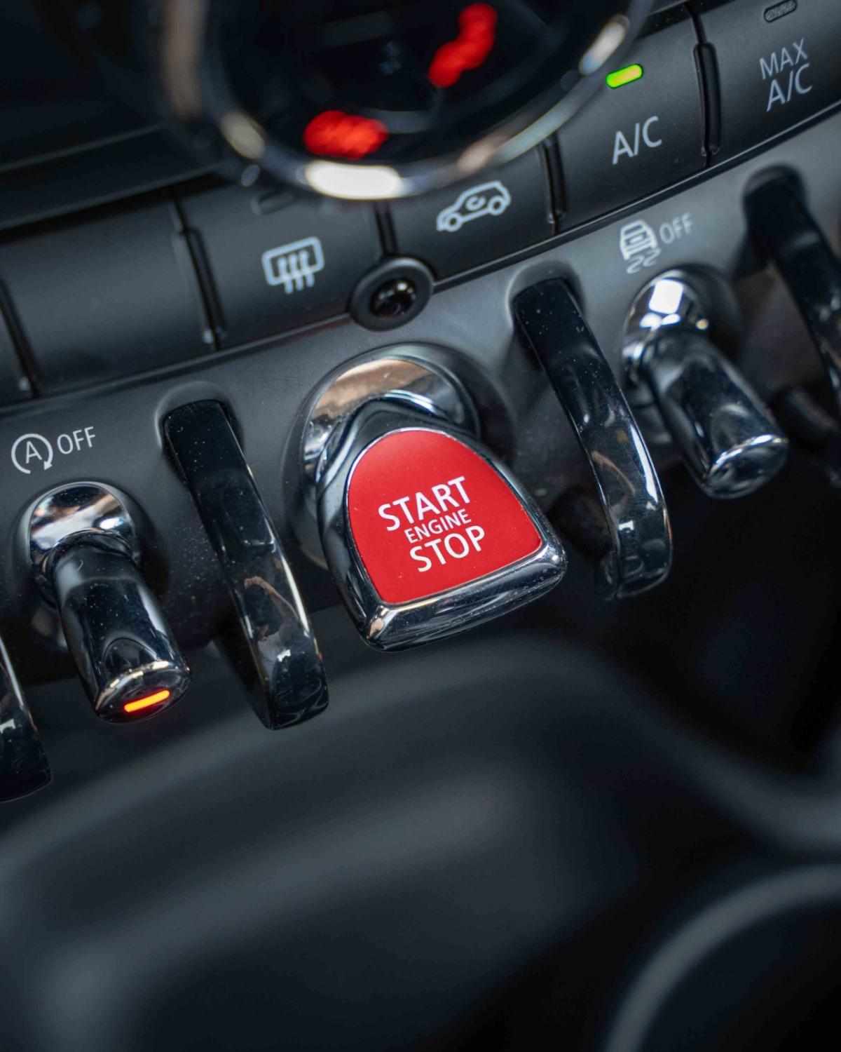 mini-hatch-gp-2020-gasolina-1998cc