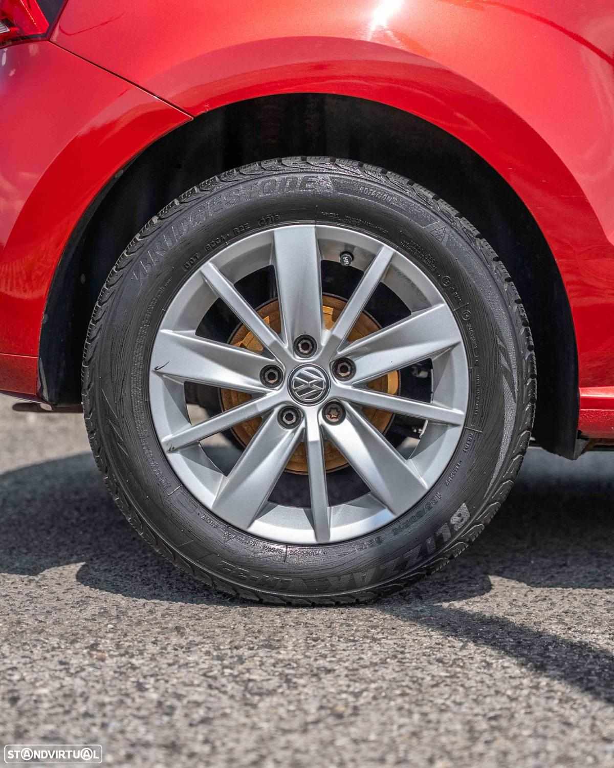 volkswagen-polo-1-0-2015-gasolina-999cc