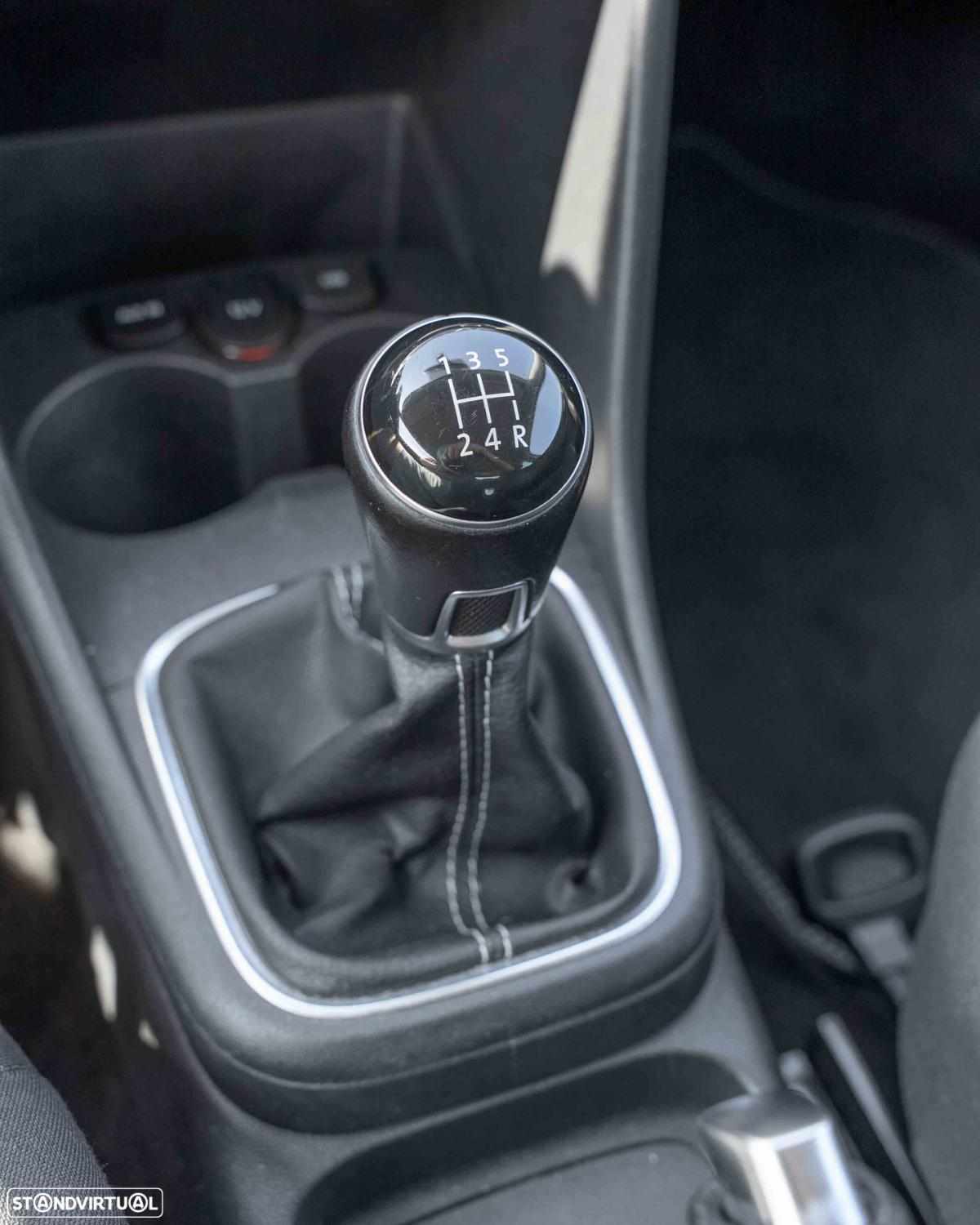 volkswagen-polo-1-0-2015-gasolina-999cc