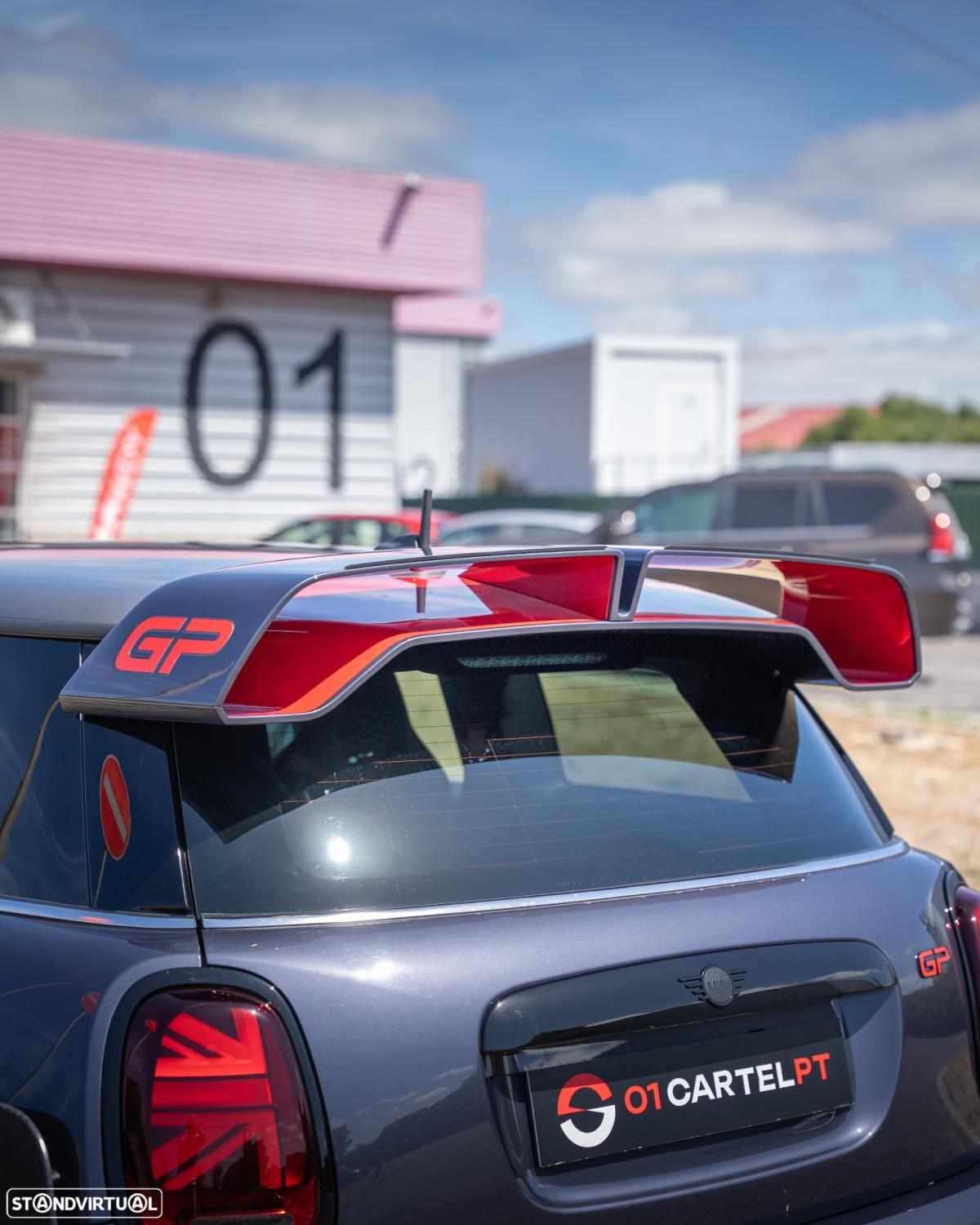 mini-hatch-2-0-306cv-2020-gasolina-1998cc