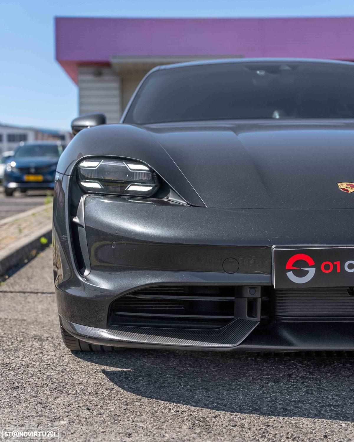 porsche-taycan-turbo-s-2020-eletrico