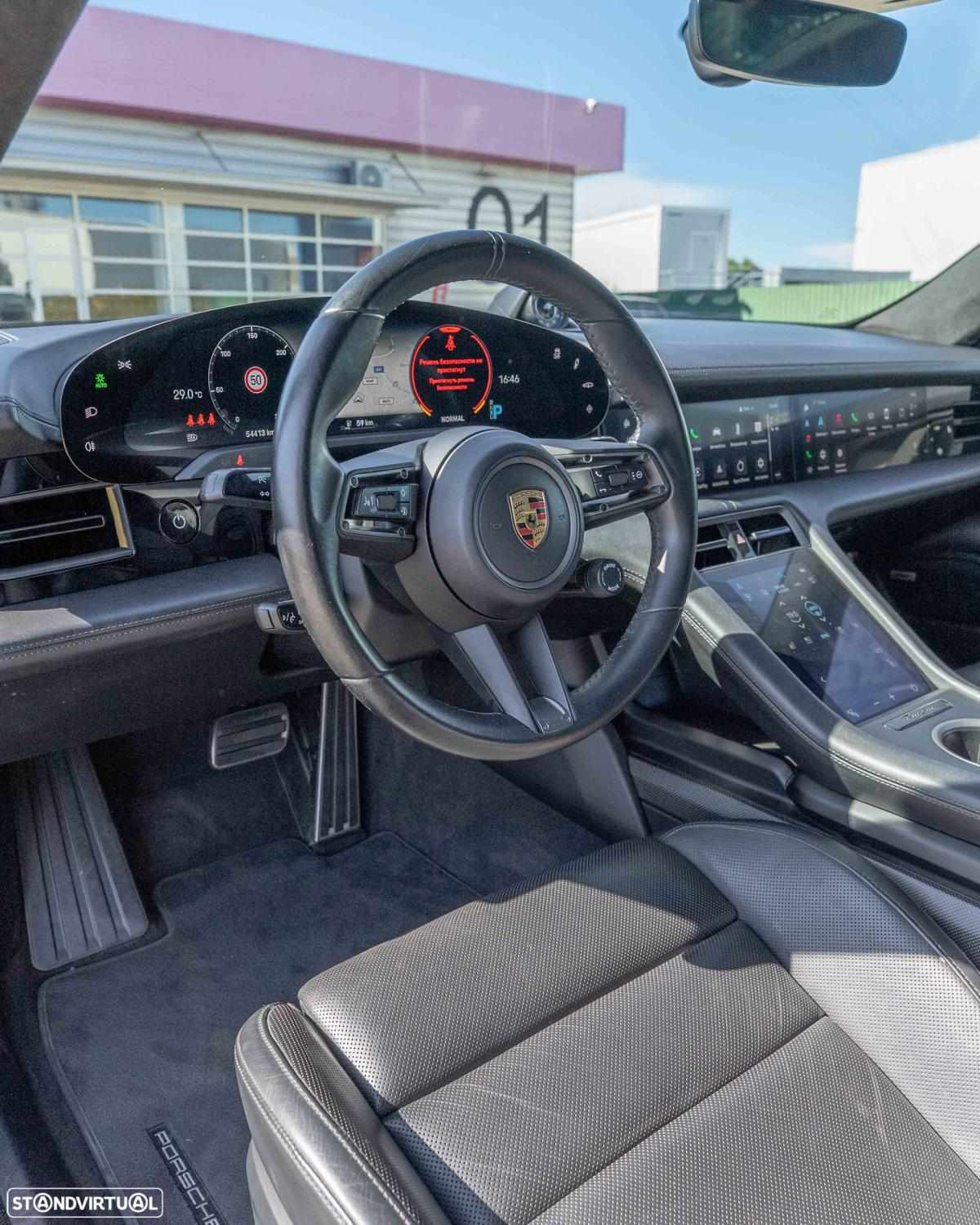 porsche-taycan-turbo-s-2020-eletrico