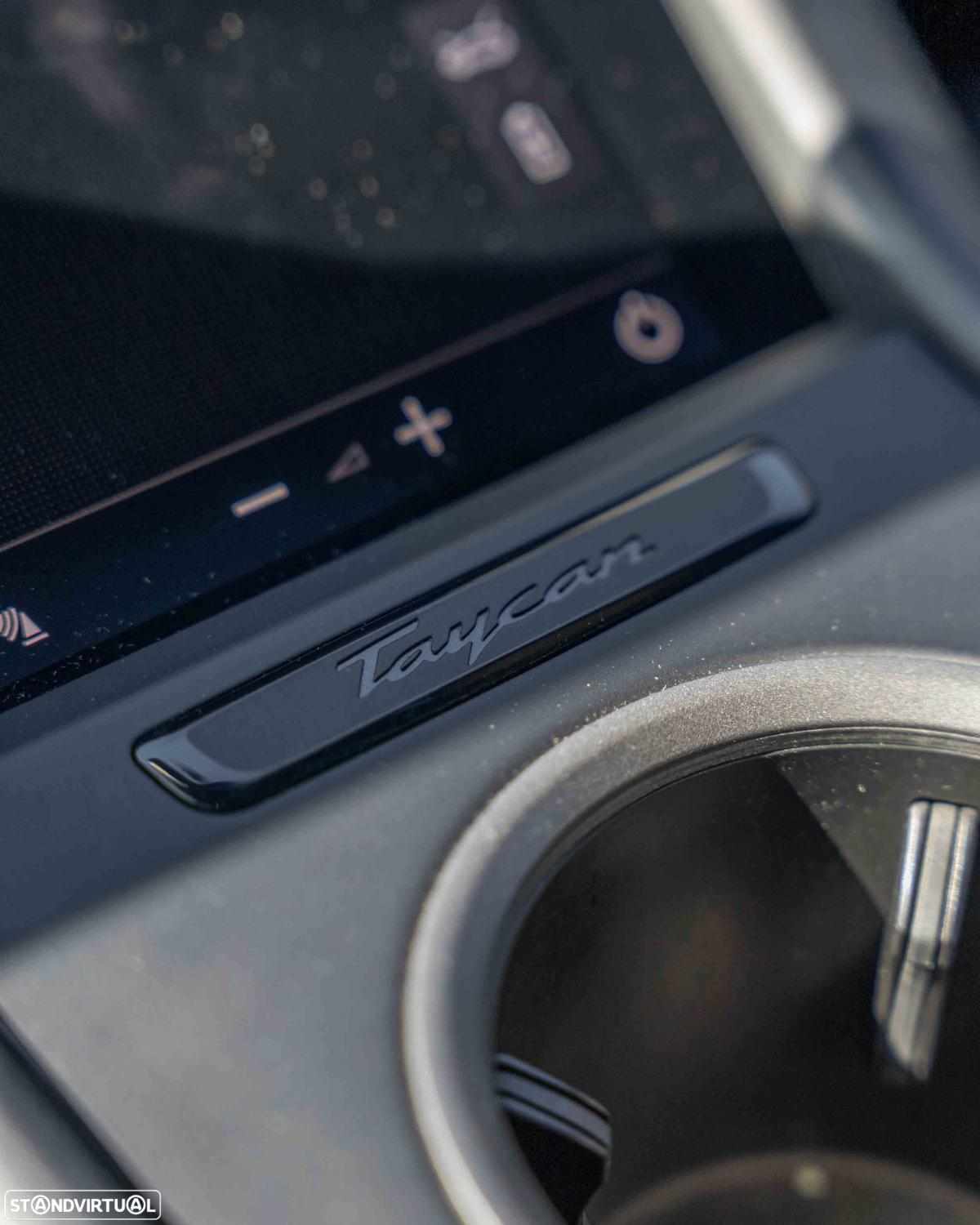 porsche-taycan-turbo-s-2020-eletrico