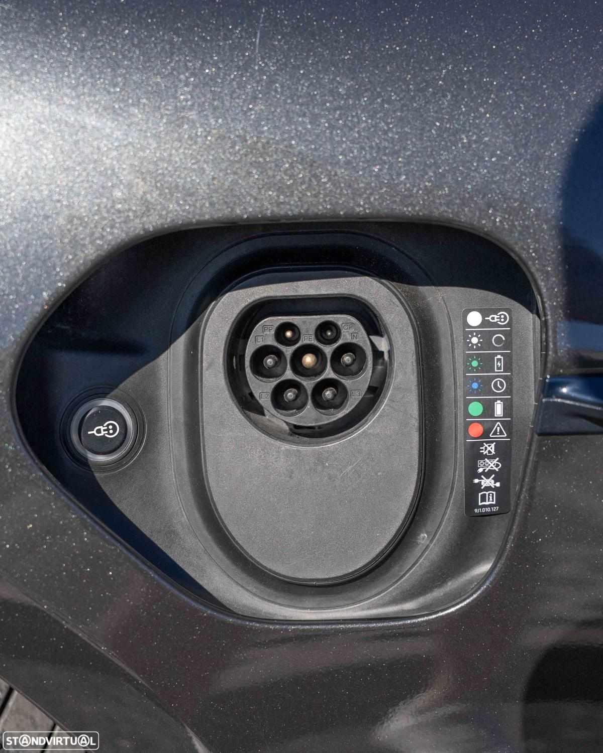 porsche-taycan-turbo-s-2020-eletrico