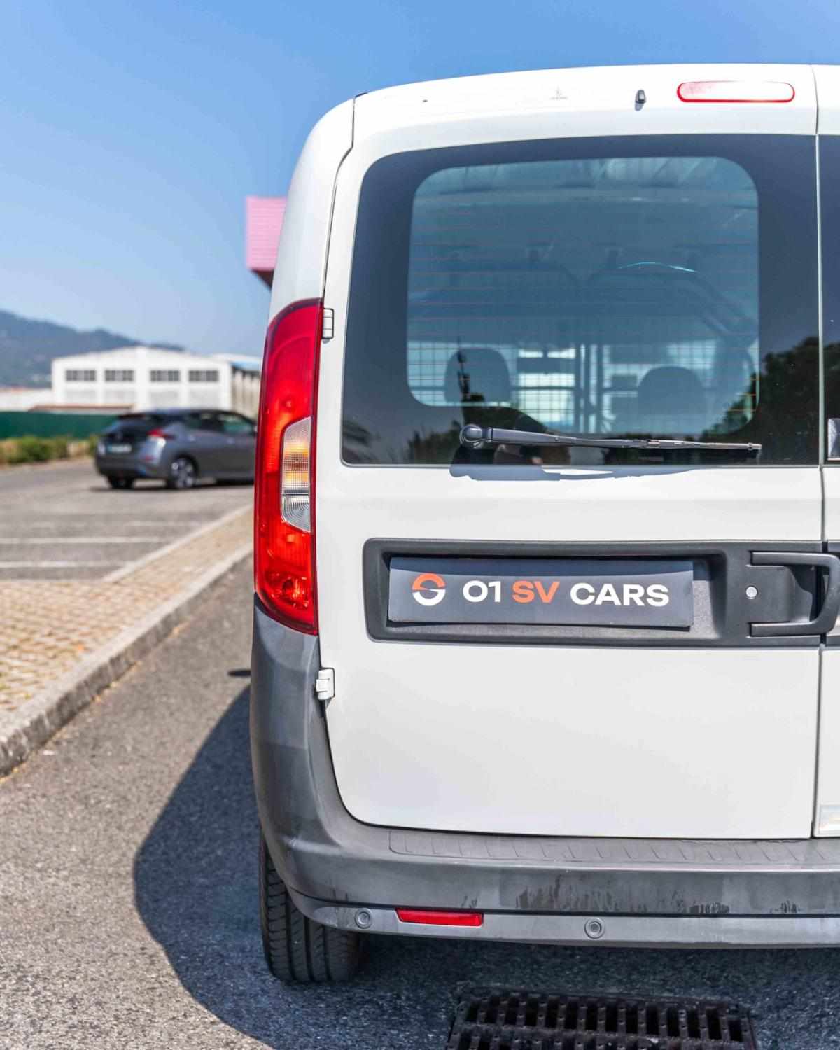 fiat-doblo-1-2-95cv-2018-diesel-1248cc