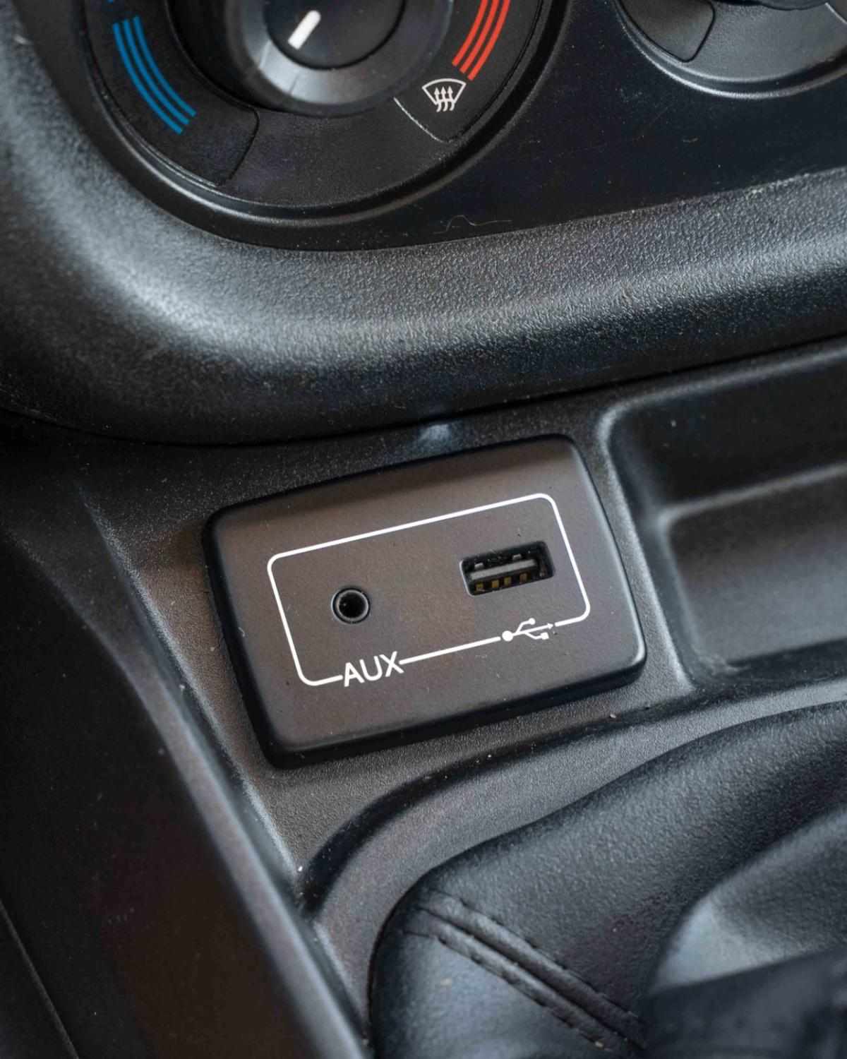 fiat-doblo-1-2-95cv-2018-diesel-1248cc