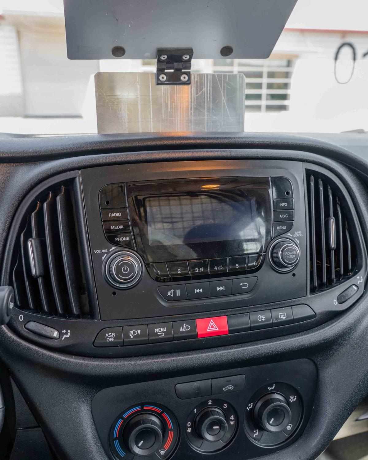 fiat-doblo-1-2-95cv-2018-diesel-1248cc