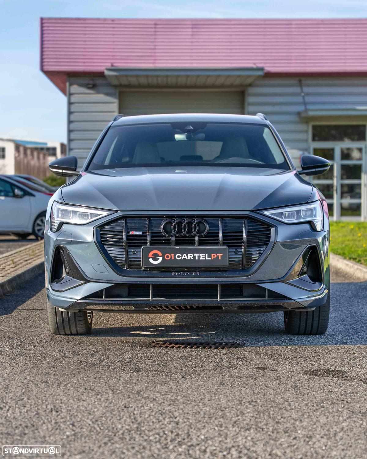 audi-e-tron-55-quattro-2022-eletrico