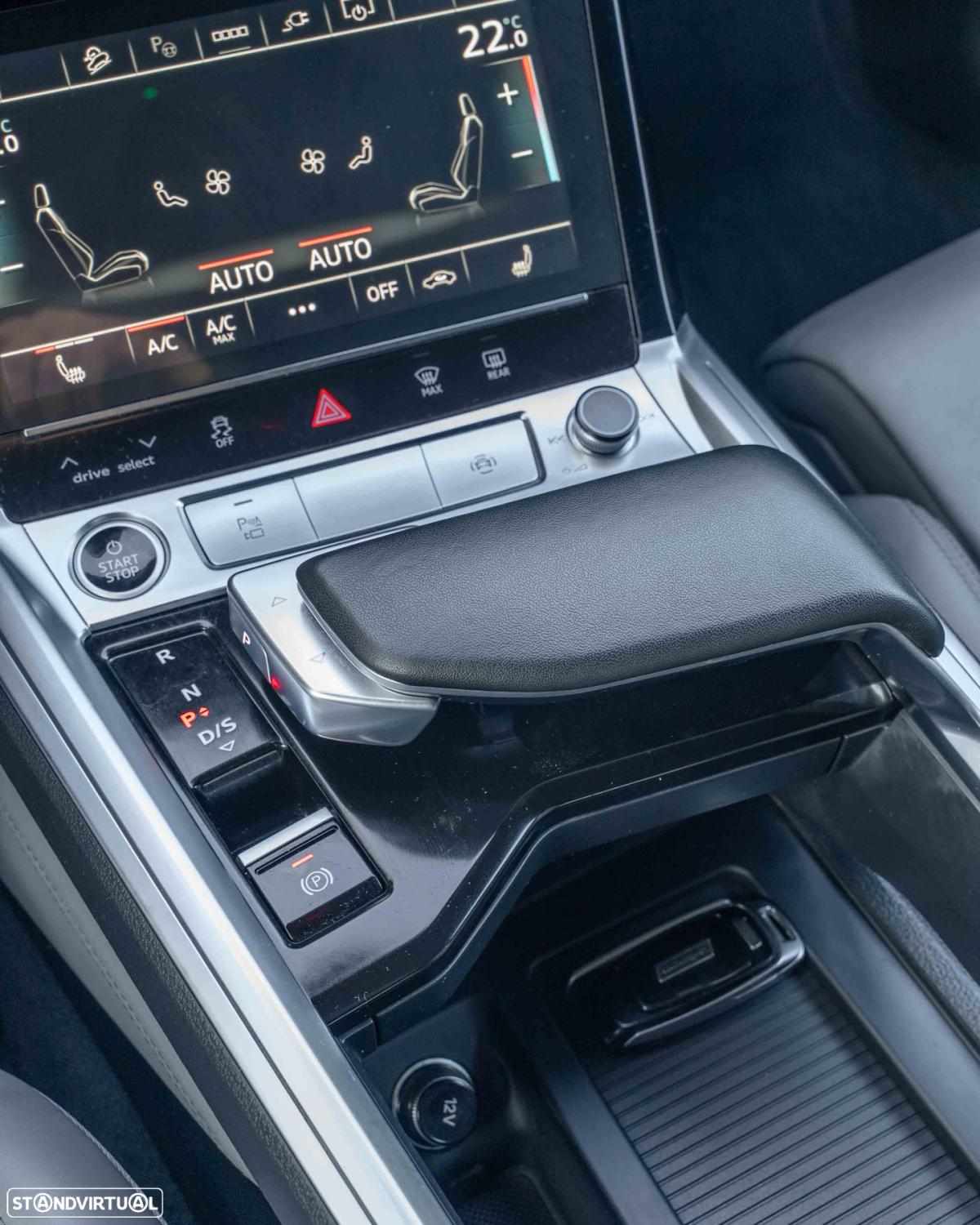 audi-e-tron-55-quattro-2022-eletrico