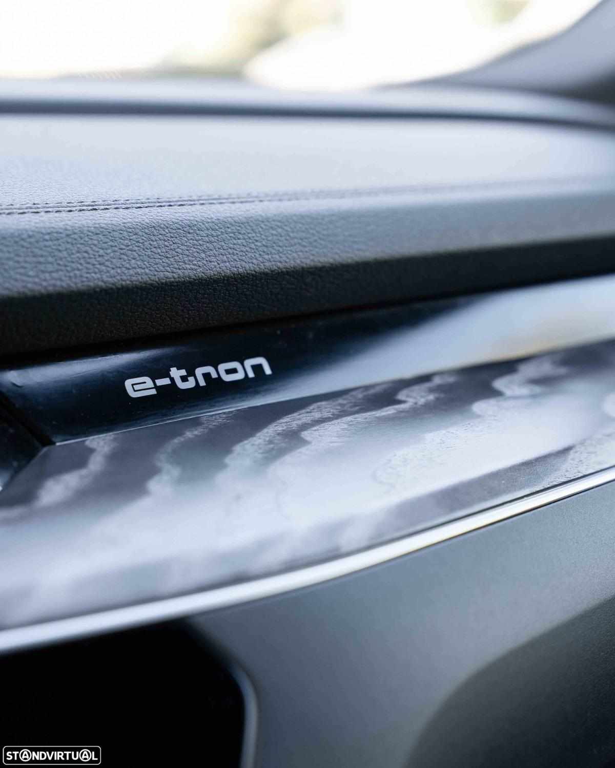 audi-e-tron-55-quattro-2022-eletrico