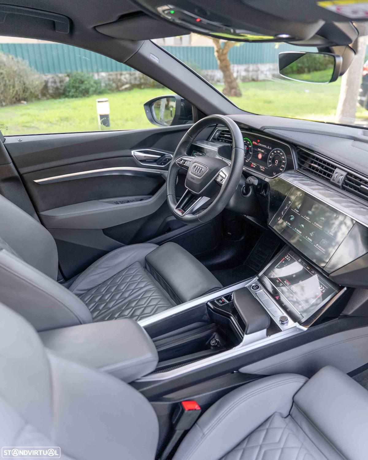 audi-e-tron-55-quattro-2022-eletrico