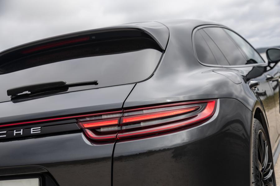 porsche-panamera-sport-turismo-2018-hibrido-a-diesel-2894cc