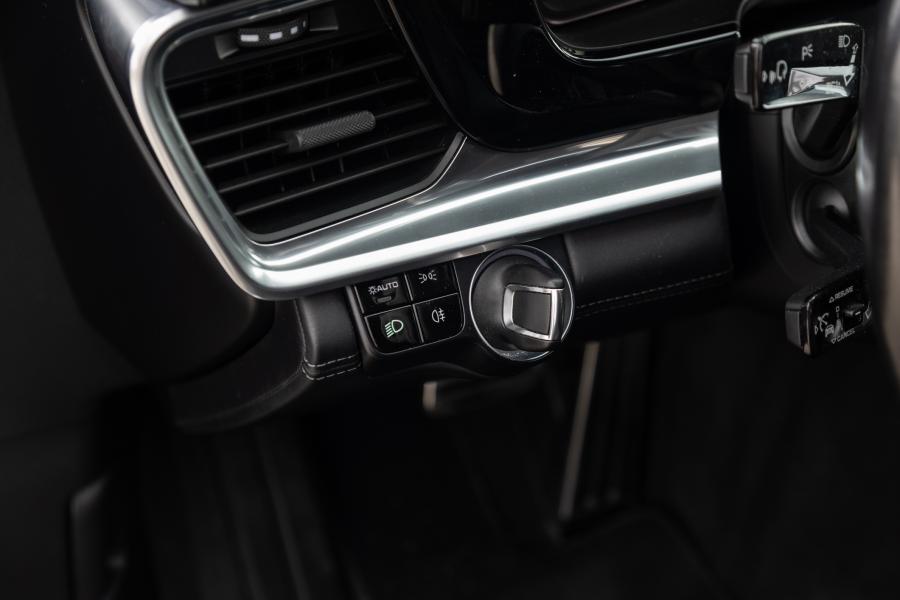 porsche-panamera-sport-turismo-2018-hibrido-a-diesel-2894cc