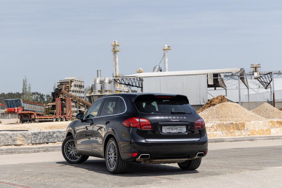 porsche-cayenne-2011-diesel-2967cc
