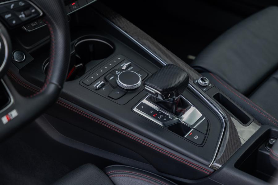 audi-a4-avant-2018-diesel-1968cc