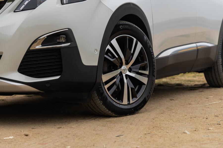 peugeot-3008-2019-diesel-1499cc