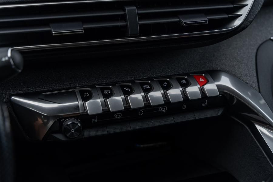 peugeot-3008-2019-diesel-1499cc