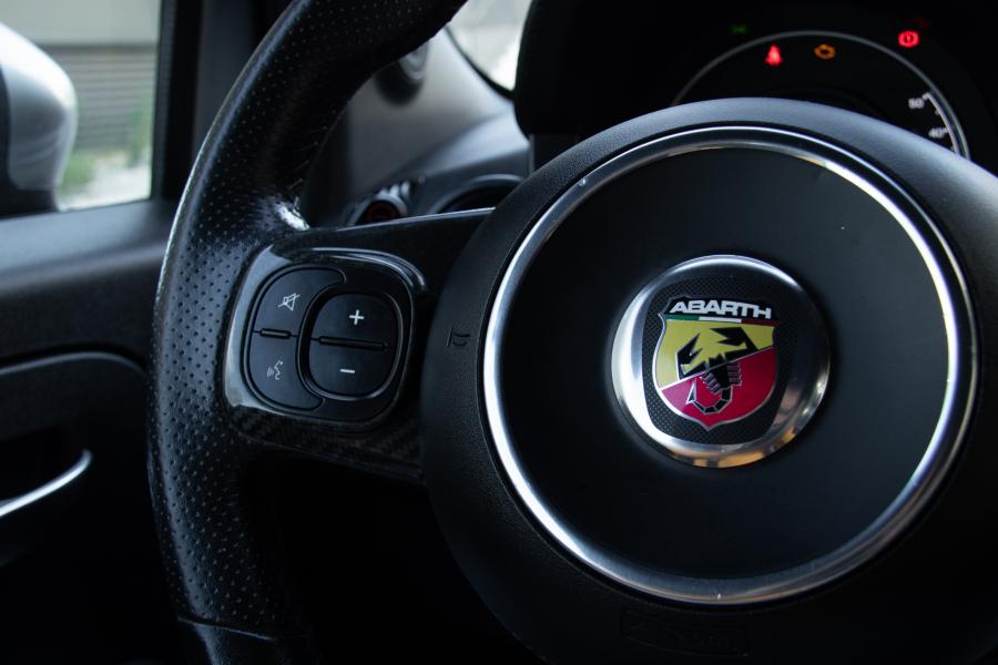 abarth-695c-2018-gasolina-1368cc