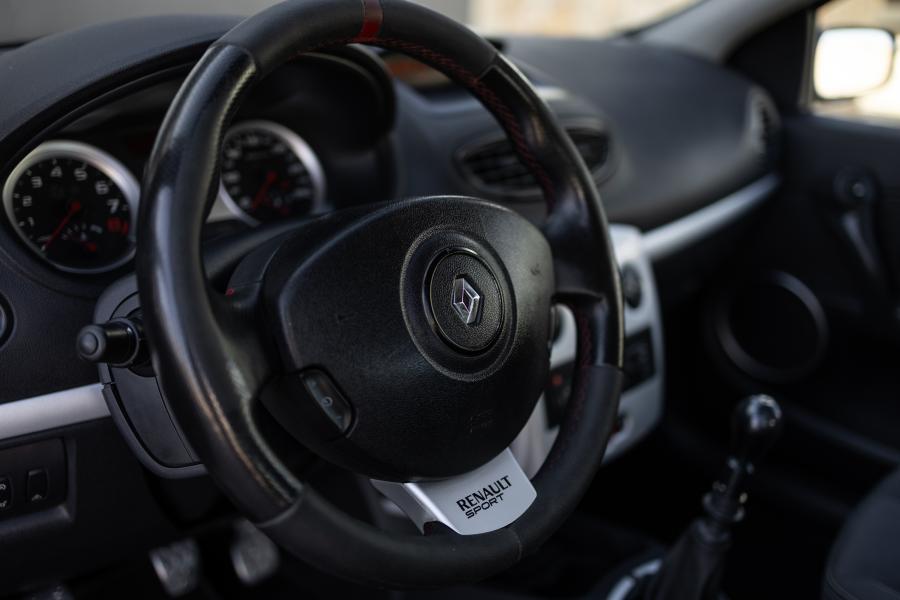 renault-clio-2007-gasolina-1998cc