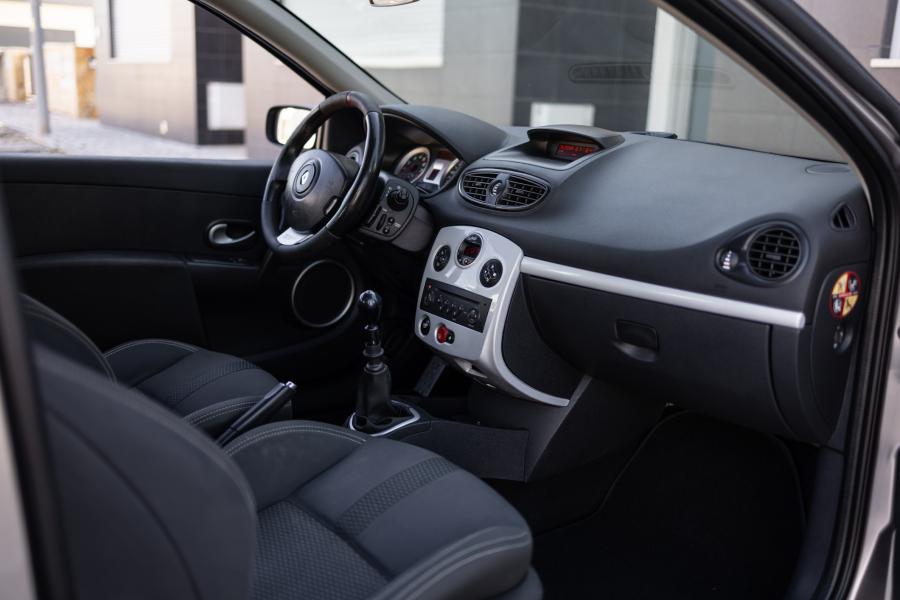 renault-clio-2007-gasolina-1998cc