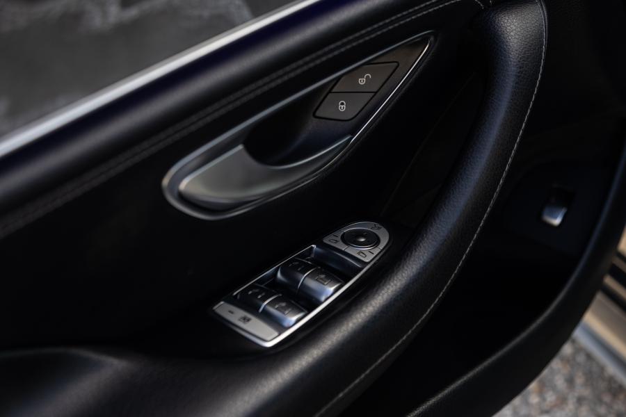 mercedes-benz-cls-2018-diesel-2925cc