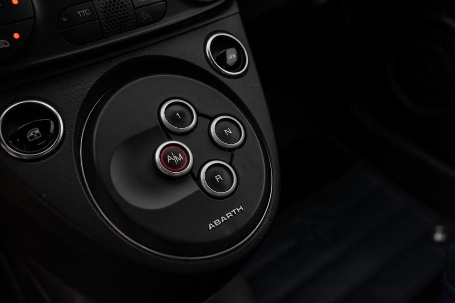 abarth-695c-2019-gasolina-1368cc