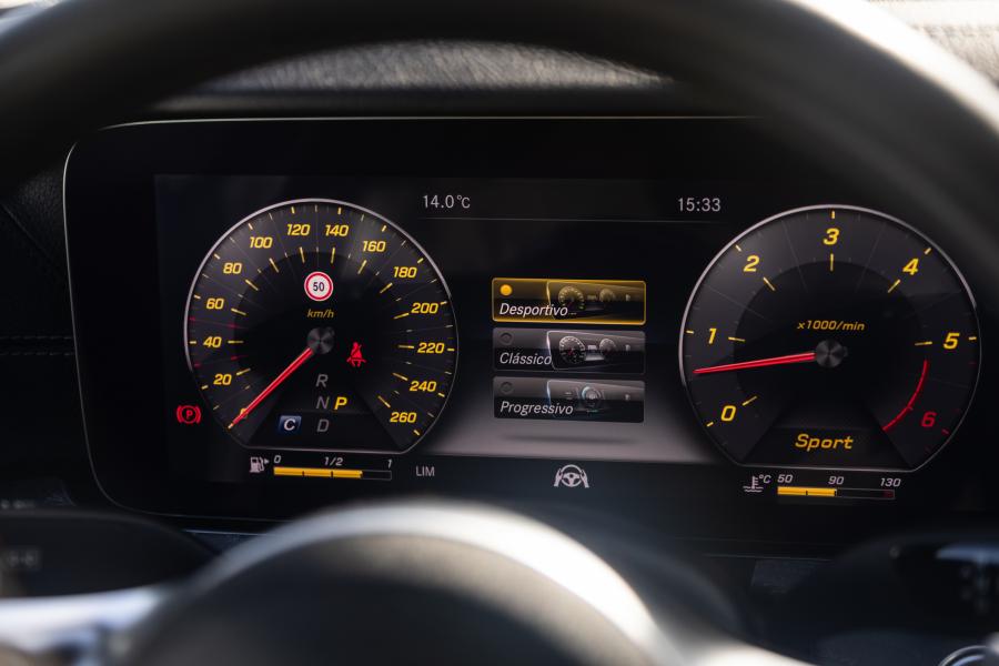 mercedes-benz-cls-2018-diesel-2925cc