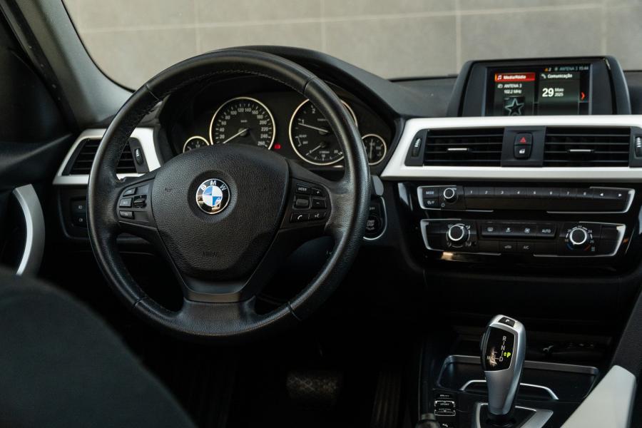 bmw-serie-3-2019-diesel-1995cc