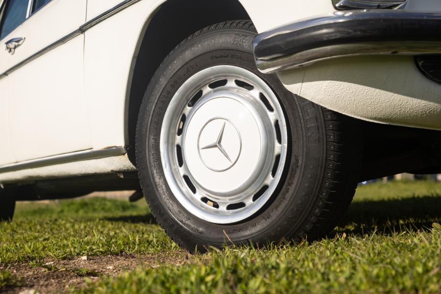 mercedes-benz-240-1974-diesel-2403cc