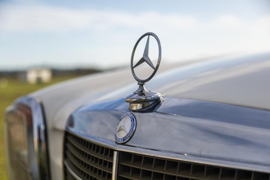 mercedes-benz-240-1974-diesel-2403cc
