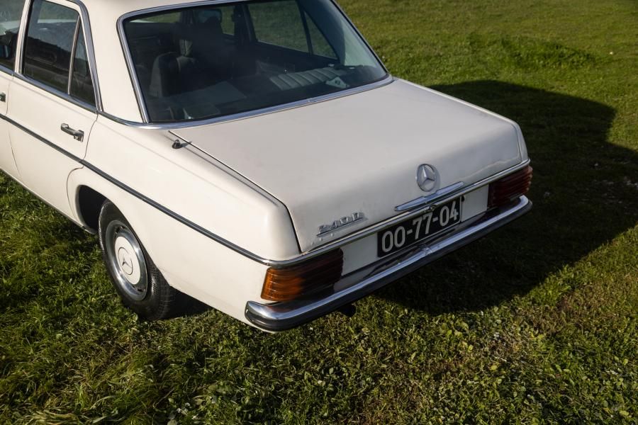 mercedes-benz-240-1974-diesel-2403cc