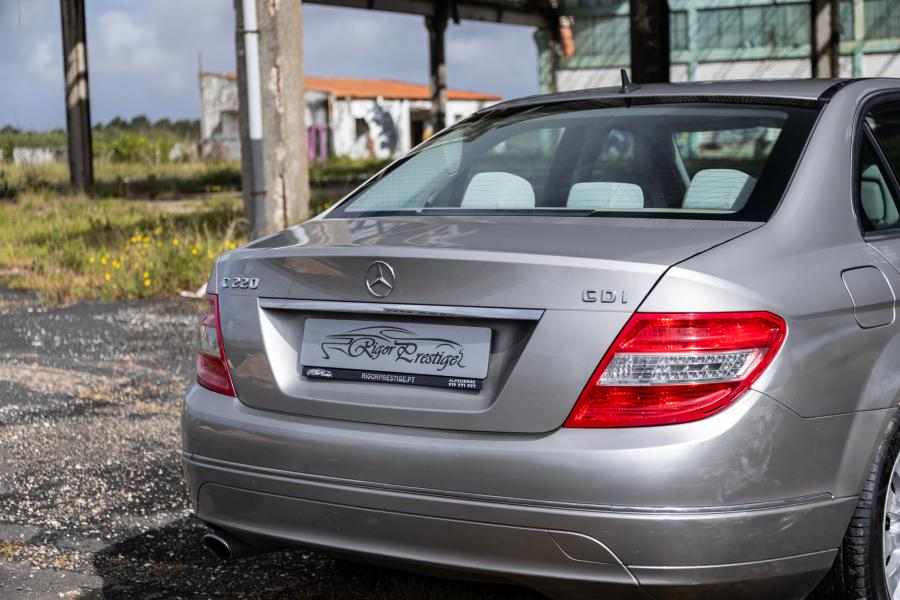 mercedes-benz-classe-c-2009-diesel-2148cc