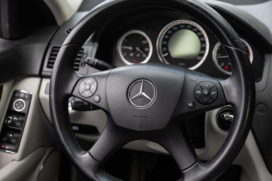 mercedes-benz-classe-c-2009-diesel-2148cc
