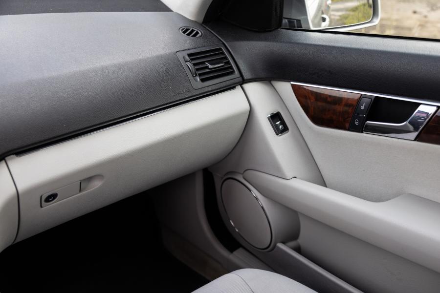 mercedes-benz-classe-c-2009-diesel-2148cc