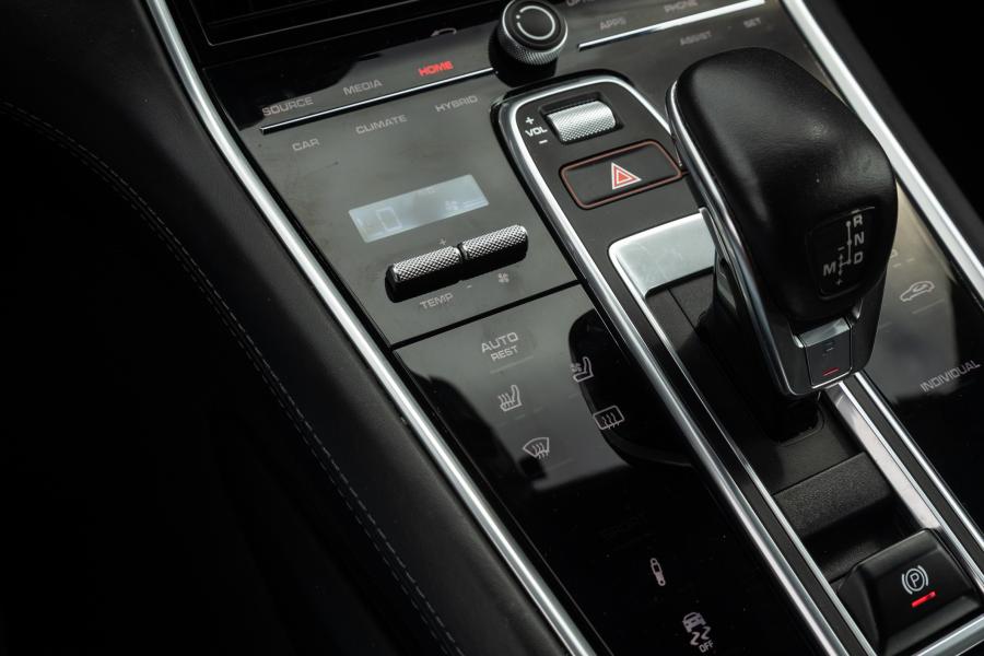 porsche-panamera-sport-turismo-2018-hibrido-a-gasolina-2894cc