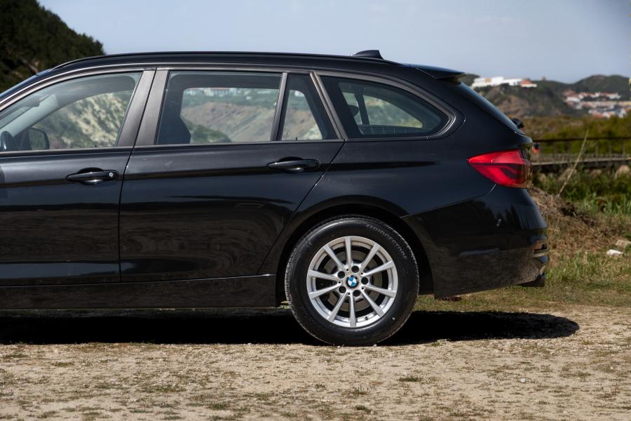 bmw-serie-3-2019-diesel-1995cc